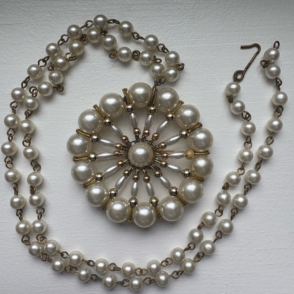 Handmade Pearl and Gold Tone Costume Pendant